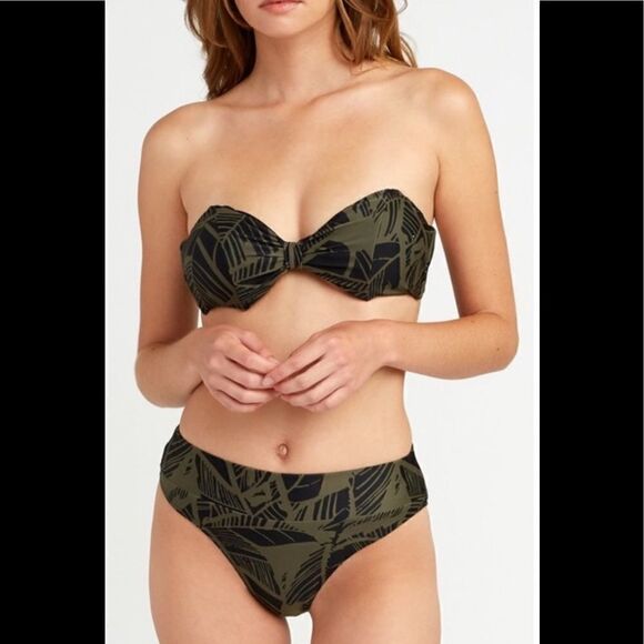 RVCA Harlo Bikini  - Picture 3 of 7